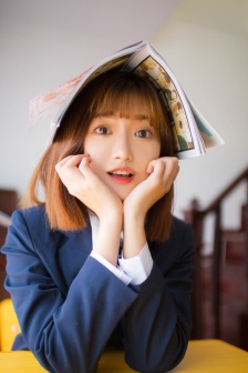 免费美女喂奶用
